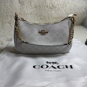 Coach Teri Shoulder Bag In Signature Canvas